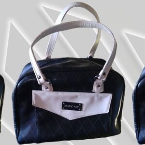 Mary Kay Duffle Bag Carry All Large